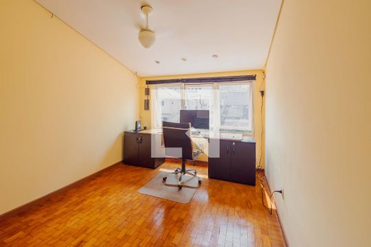 Escritório de casa à venda com 3 quartos, 139m² em Cerqueira César, São Paulo