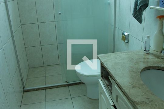 Banheiro de apartamento à venda com 2 quartos, 79m² em Bom Fim, Porto Alegre