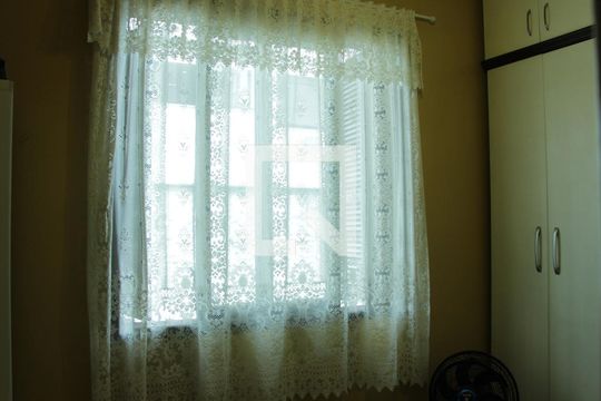 Quarto de apartamento à venda com 2 quartos, 79m² em Bom Fim, Porto Alegre