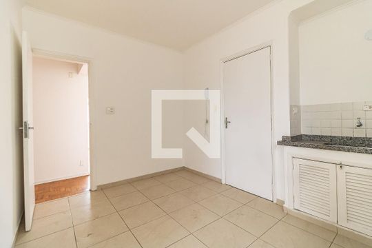 Cozinha de apartamento à venda com 3 quartos, 83m² em Aclimação, São Paulo