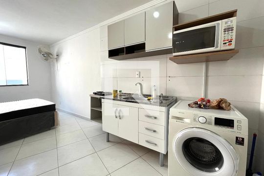 Cozinha de kitnet/studio para alugar com 1 quarto, 20m² em Jardim Oriental, São Paulo