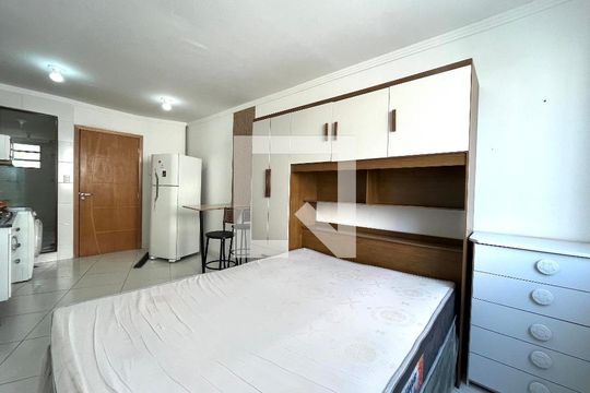 /Studio/ Quarto de kitnet/studio para alugar com 1 quarto, 20m² em Jardim Oriental, São Paulo