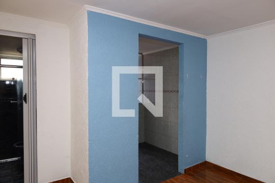 Sala de apartamento para alugar com 2 quartos, 50m² em Itaquera, São Paulo