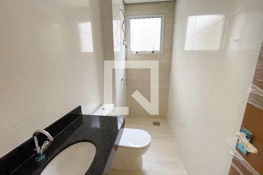 Banheiro Social de apartamento à venda com 3 quartos, 150m² em Jardim Industrial, Contagem