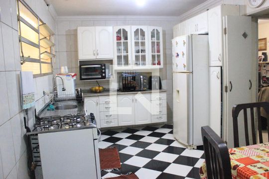 Cozinha de casa à venda com 5 quartos, 243m² em Vila Augusta, Guarulhos