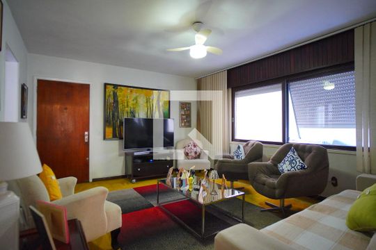 Sala de apartamento à venda com 3 quartos, 120m² em Petrópolis, Porto Alegre