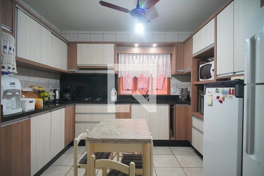 Cozinha de casa à venda com 3 quartos, 249m² em Rondônia, Novo Hamburgo