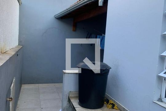Lavanderia de casa à venda com 3 quartos, 200m² em Vila Nova Mazzei, São Paulo