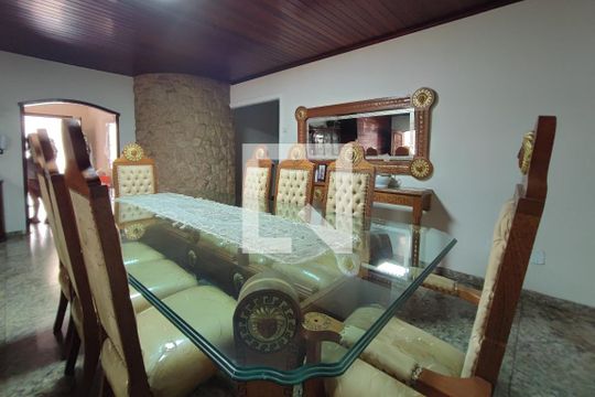 Sala de Jantar de casa para alugar com 3 quartos, 280m² em Jardim Campos Elíseos, Campinas