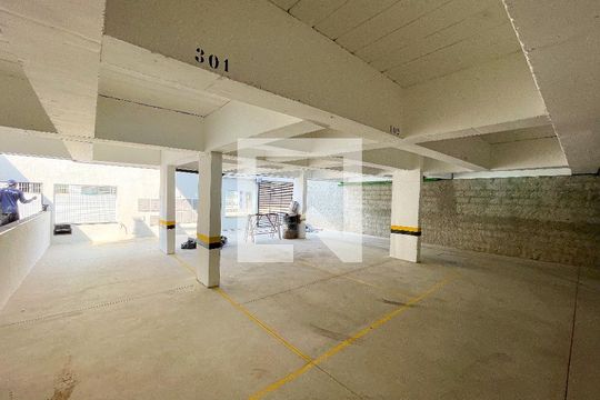 Garagem de apartamento à venda com 3 quartos, 170m² em Jardim Industrial, Contagem
