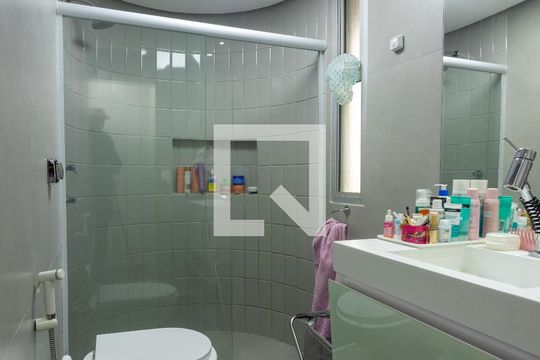 Banheiro da Suíte 2 de apartamento para alugar com 4 quartos, 160m² em Jardim Ampliação, São Paulo
