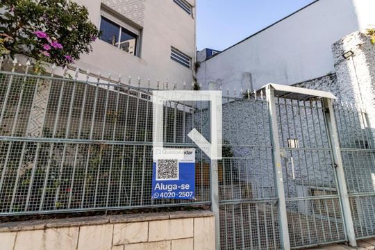 Entrada de apartamento à venda com 1 quarto, 38m² em Liberdade, São Paulo