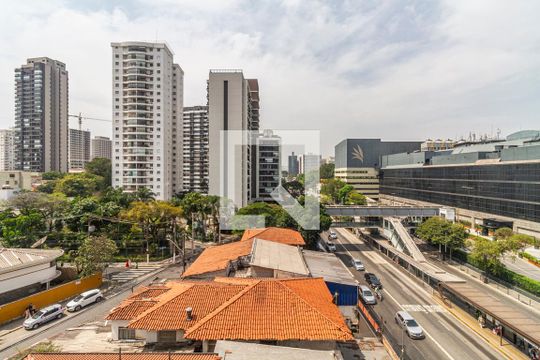 Vista de apartamento para alugar com 1 quarto, 24m² em Pinheiros, São Paulo