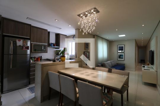 Apartamento à venda com 3 quartos, 180m² em Vila Assunção, Santo André
