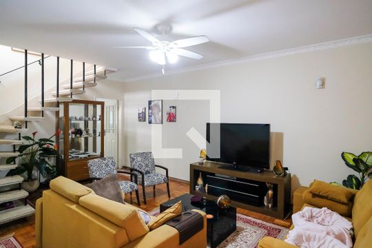 Casa à venda com 2 quartos, 180m² em Vila Dourados, São Bernardo do Campo