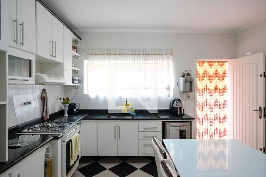 Cozinha de casa à venda com 2 quartos, 180m² em Vila Dourados, São Bernardo do Campo