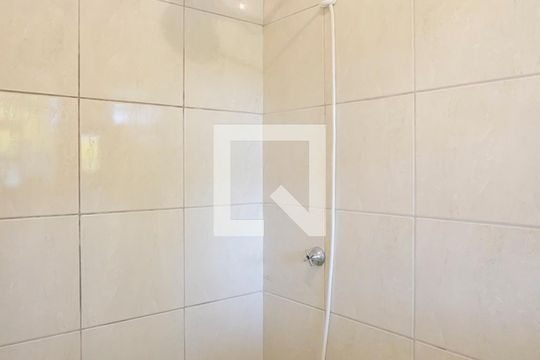 Banheiro área de serviço de casa à venda com 2 quartos, 180m² em Vila Dourados, São Bernardo do Campo