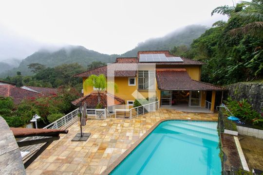 Vista de casa de condomínio para alugar com 4 quartos, 700m² em Itanhangá, Rio de Janeiro