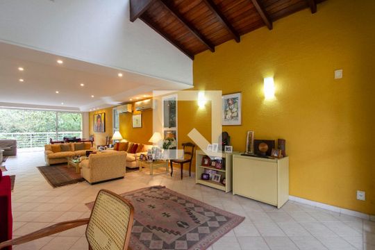 Sala de casa de condomínio à venda com 4 quartos, 700m² em Itanhangá, Rio de Janeiro