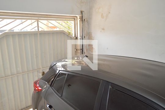 Garagem de casa à venda com 3 quartos, 90m² em Vila Dom Pedro I, São Paulo