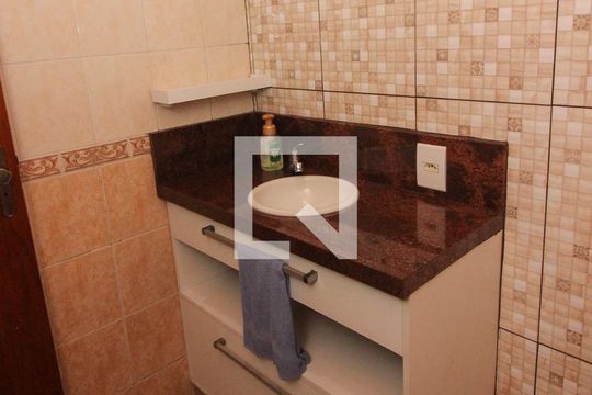 Lavabo de casa à venda com 4 quartos, 140m² em Aberta dos Morros, Porto Alegre