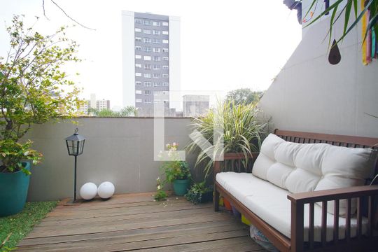 Varanda de apartamento à venda com 2 quartos, 108m² em São João, Porto Alegre