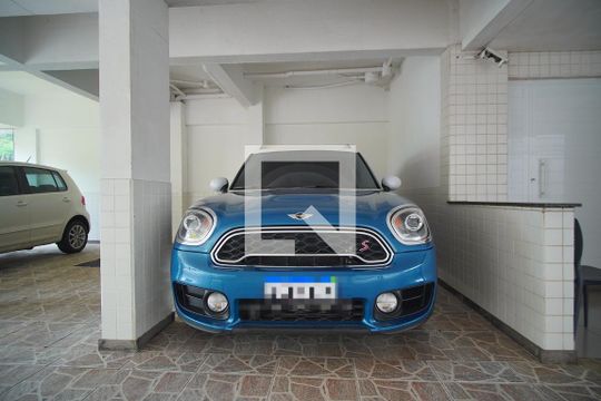 Garagem de apartamento à venda com 2 quartos, 108m² em São João, Porto Alegre
