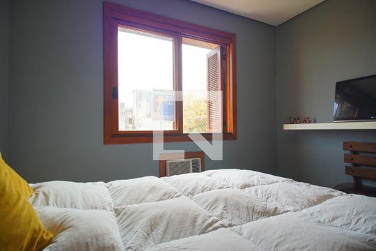 Quarto de apartamento à venda com 2 quartos, 108m² em São João, Porto Alegre