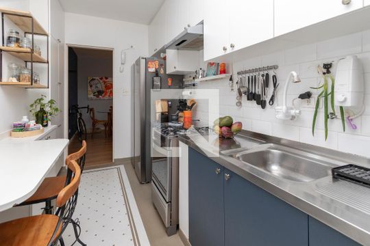 Cozinha de apartamento à venda com 2 quartos, 67m² em Vila Guaianazes, São Paulo