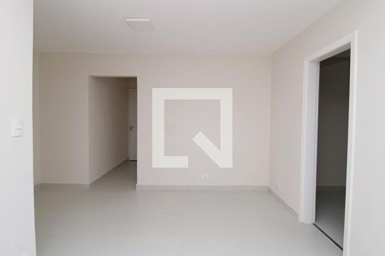 Sala de apartamento para alugar com 1 quarto, 47m² em Vila Ede, São Paulo