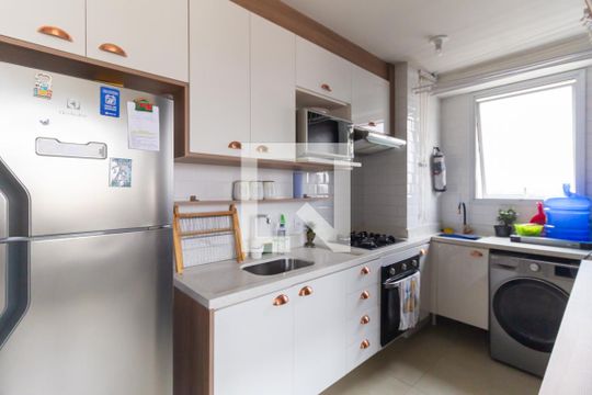Cozinha de apartamento para alugar com 2 quartos, 36m² em Cambuci, São Paulo