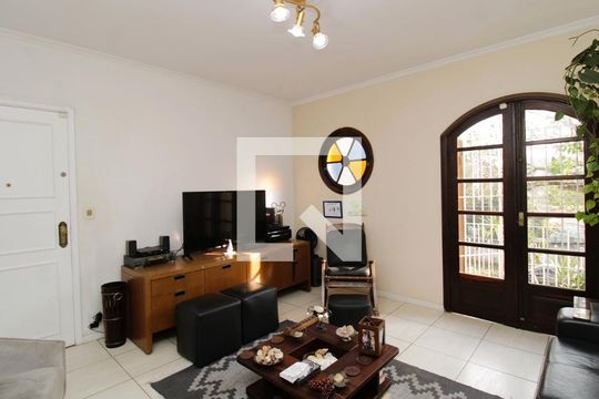 Sala de casa à venda com 3 quartos, 200m² em Vila Pedra Branca, São Paulo