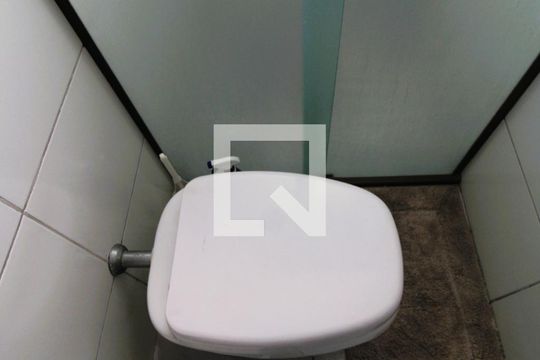 Banheiro da Suíte de casa à venda com 3 quartos, 200m² em Vila Pedra Branca, São Paulo