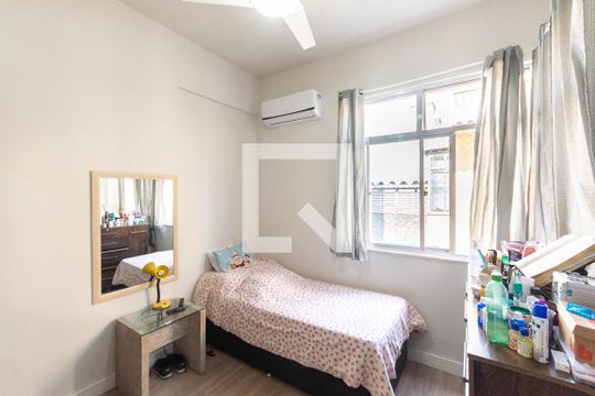 Quarto 1 de apartamento para alugar com 2 quartos, 74m² em Tijuca, Rio de Janeiro