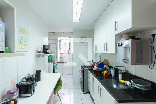 Cozinha de apartamento para alugar com 2 quartos, 74m² em Tijuca, Rio de Janeiro