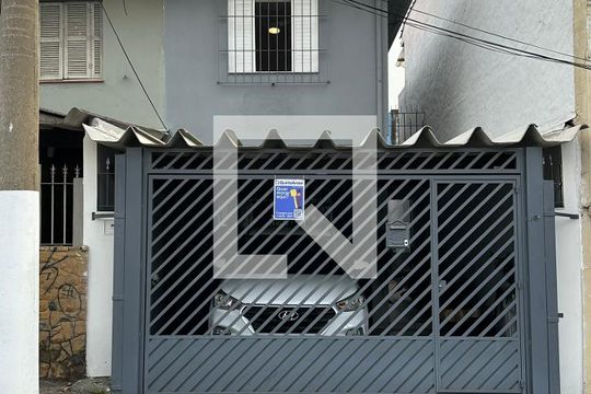 Fachada de casa à venda com 3 quartos, 130m² em Vila Sonia, São Paulo