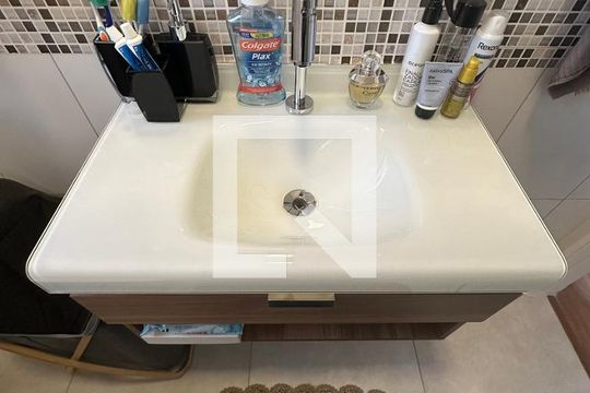 Banheiro de casa à venda com 3 quartos, 130m² em Vila Sonia, São Paulo