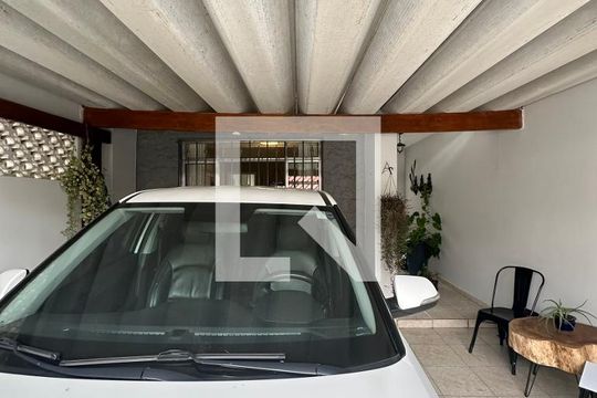 Garagem de casa à venda com 3 quartos, 130m² em Vila Sonia, São Paulo