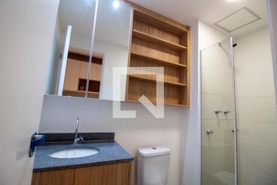Banheiro de kitnet/studio à venda com 1 quarto, 25m² em Campo Belo, São Paulo