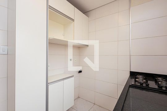 Cozinha de kitnet/studio à venda com 1 quarto, 34m² em Bela Vista, São Paulo