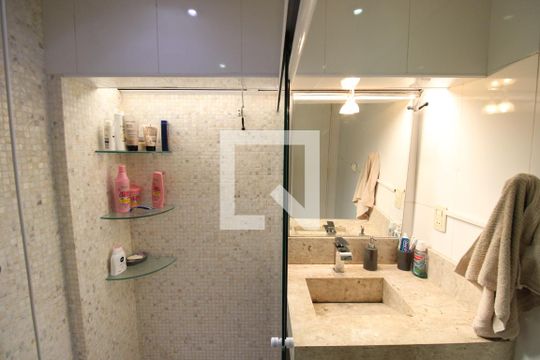 Banheiro de apartamento à venda com 2 quartos, 60m² em Jardim das Laranjeiras, São Paulo