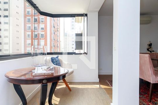 Sala de apartamento à venda com 3 quartos, 169m² em Brooklin, São Paulo