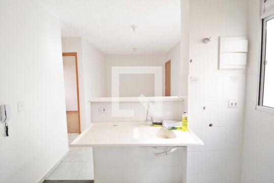 Cozinha de apartamento para alugar com 2 quartos, 56m² em Grand Ville, Uberlândia