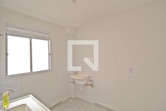 Cozinha de apartamento para alugar com 2 quartos, 56m² em Grand Ville, Uberlândia