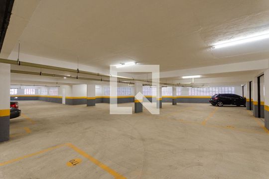 Garagem de apartamento para alugar com 2 quartos, 38m² em Vila Brasilandia, São Paulo