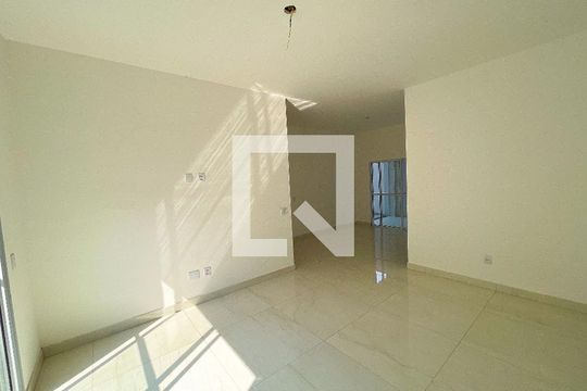 Apartamento à venda com 3 quartos, 140m² em Jardim Industrial, Contagem