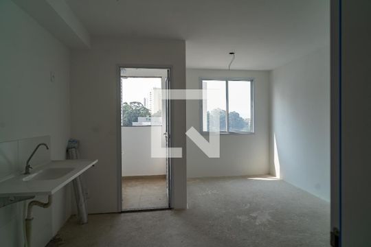 Cozinha de apartamento para alugar com 2 quartos, 39m² em Vila Brasilandia, São Paulo