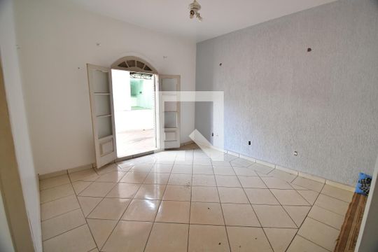Quarto 3 - Suíte de casa para alugar com 6 quartos, 500m² em Centro, Campinas