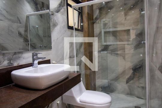 Banheiro da Suíte 1 de apartamento à venda com 3 quartos, 70m² em Recreio dos Bandeirantes, Rio de Janeiro