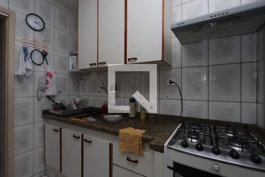 Cozinha de apartamento à venda com 2 quartos, 58m² em Quinta da Paineira, São Paulo
